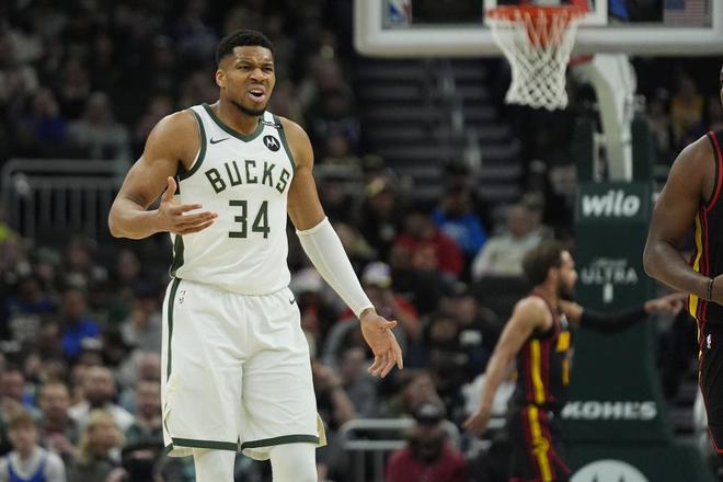 老鹰力克雄鹿送其4连败：字母哥31+9+5难救主，特雷杨19+19助攻，状元36分创生涯新高