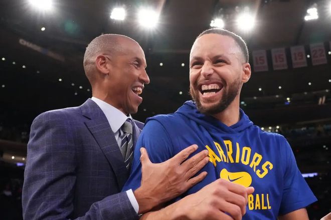 库里里程碑！半场超远三分，总分超雷吉-米勒升现役第4