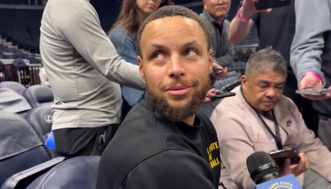 库里受伤后首发声：突如其来的伤病让我情绪崩溃，绝不仓促复出